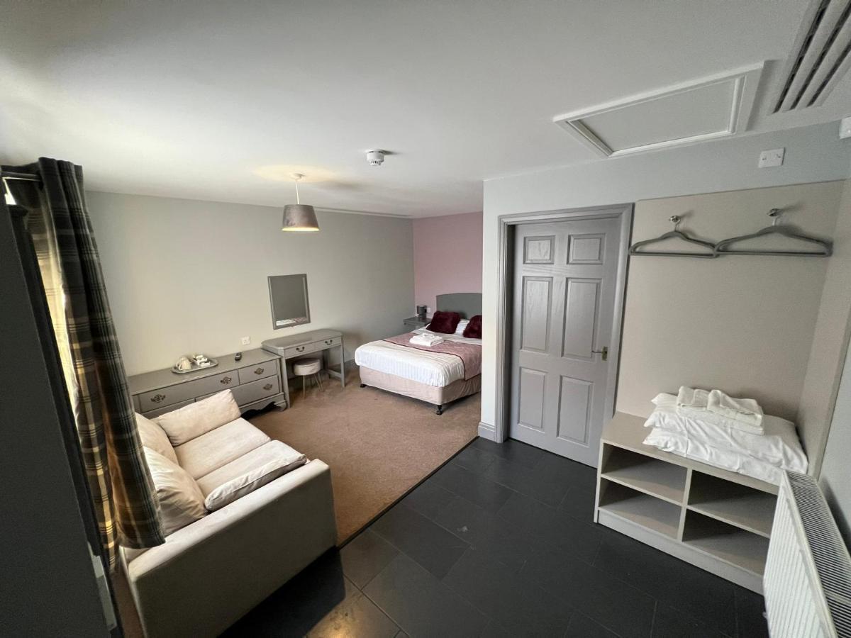 The Black Horse Inn Gainsborough Room photo
